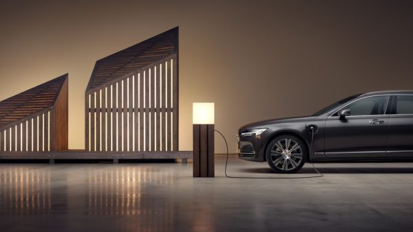 Volvo V90 plug-in